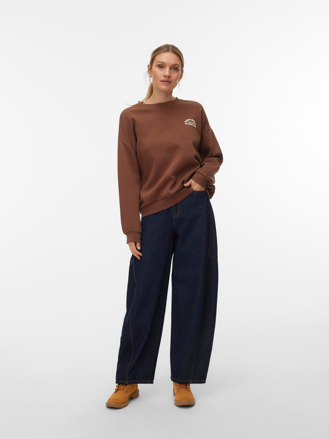 model_shot-front